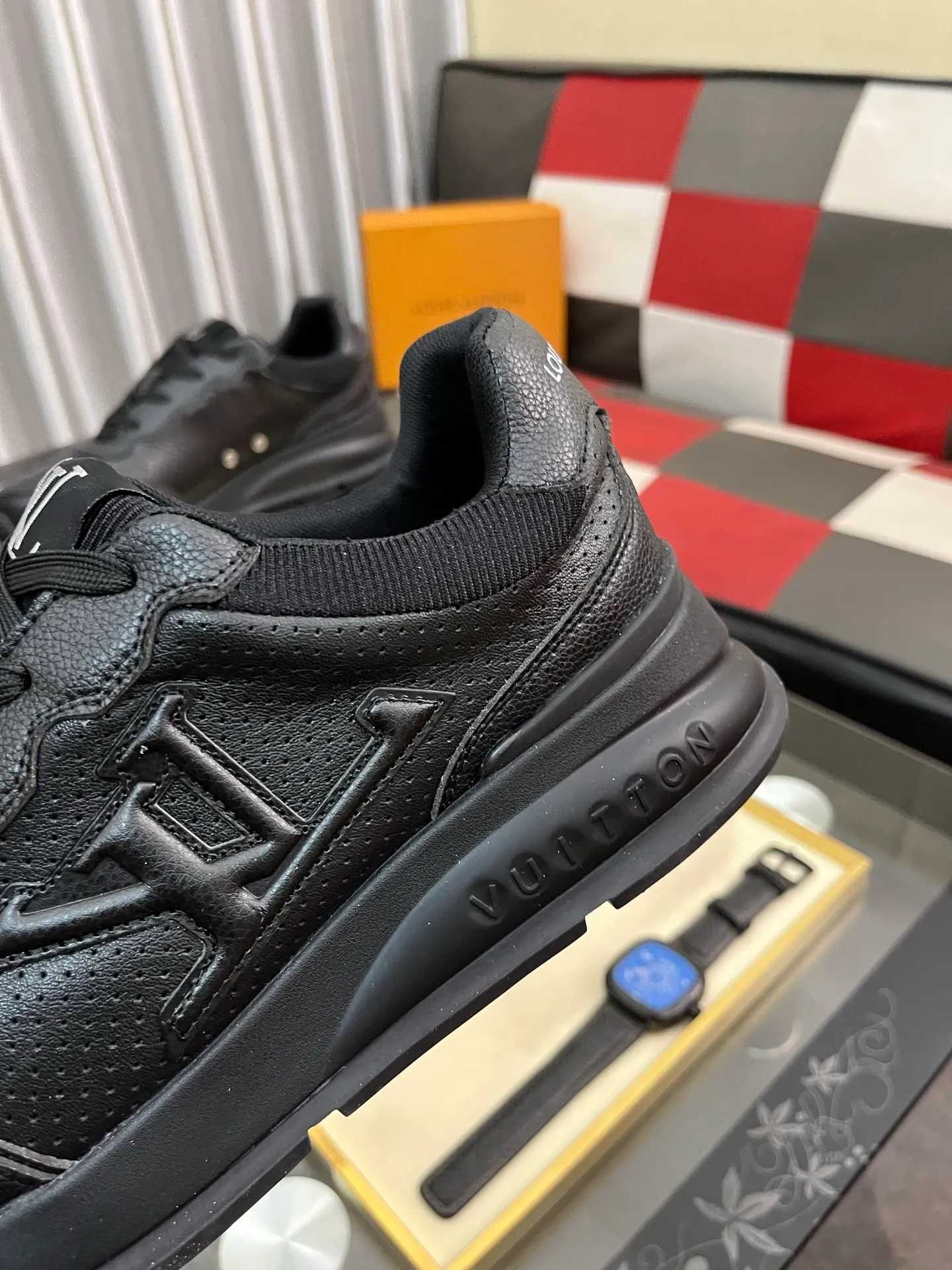 Men's shoes 💰458⌚️⌚️[Louis Vuitton LV] Dad shoes are popular casual sports shoes with outsole, breathable and comfortable, easy to walk, trendy men's versatile fly woven epoxy with ➕leather lining➕Gucci's popular original outsole, sports and running style, super comfortable. Code number 38-44